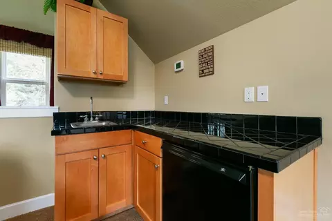 61205 Ridgewater Loop, Bend, OR 97702 photo 16