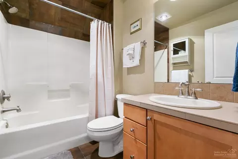 61205 Ridgewater Loop, Bend, OR 97702 photo 17