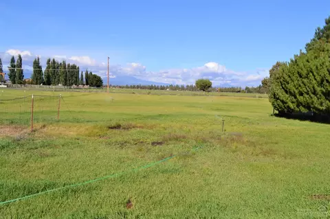 64965 Glacier View Dr, Bend, OR 97703 photo 18