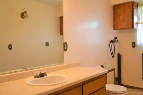 64965 Glacier View Dr, Bend, OR 97703 photo 11