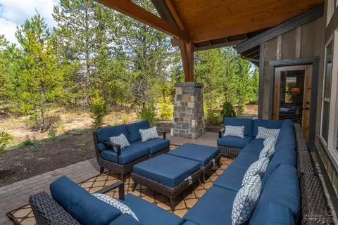 56592 Sunstone Loop, Bend, OR 97707 photo 13