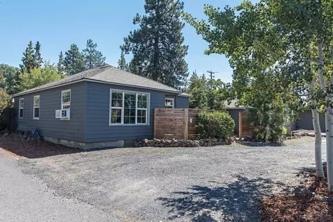 622 NE 4th St, Bend, OR 97701 photo 3