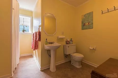 622 NE 4th St, Bend, OR 97701 photo 15