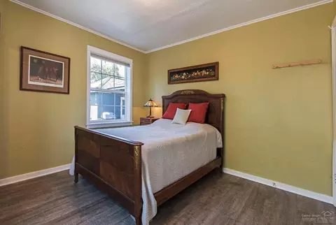622 NE 4th St, Bend, OR 97701 photo 13