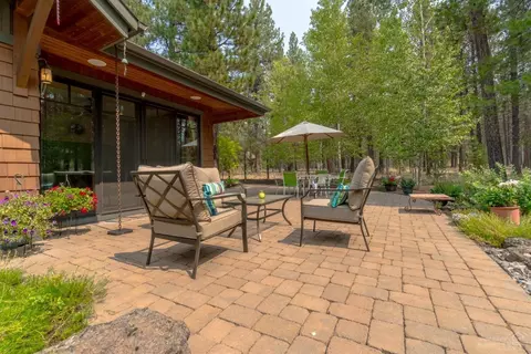 17751 Fireglass Ct, Bend, OR 97707 photo 23