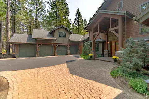 17751 Fireglass Ct, Bend, OR 97707 photo 2