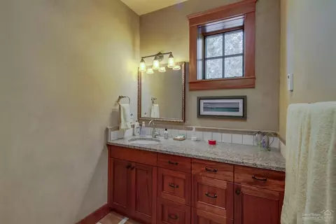 17751 Fireglass Ct, Bend, OR 97707 photo 16