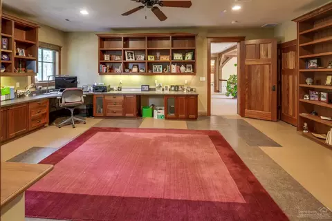17751 Fireglass Ct, Bend, OR 97707 photo 19
