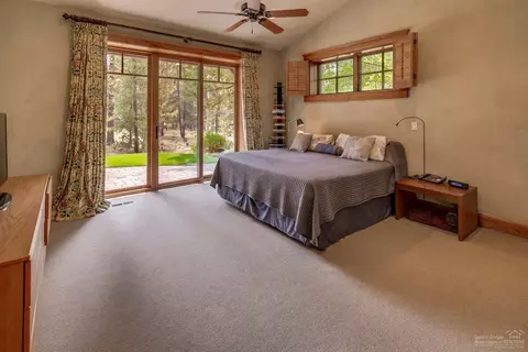17751 Fireglass Ct, Bend, OR 97707 photo 13