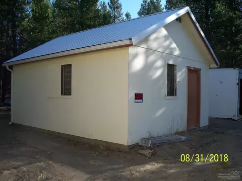 15954 Leslie Dr, La Pine, OR 97739 photo 3