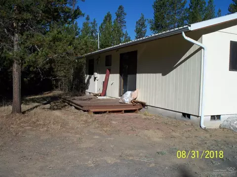 15954 Leslie Dr, La Pine, OR 97739 photo 2