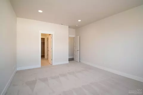 19978 Voltera Pl, Bend, OR 97702 photo 10