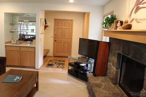 57340 Beaver Ridge Loop, Sunriver, OR 97707 photo 5