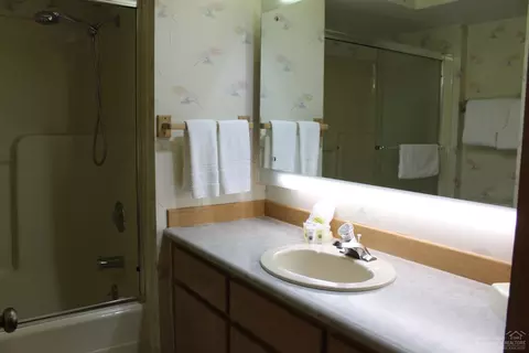 57340 Beaver Ridge Loop, Sunriver, OR 97707 photo 8