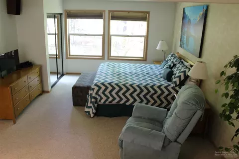 57340 Beaver Ridge Loop, Sunriver, OR 97707 photo 11