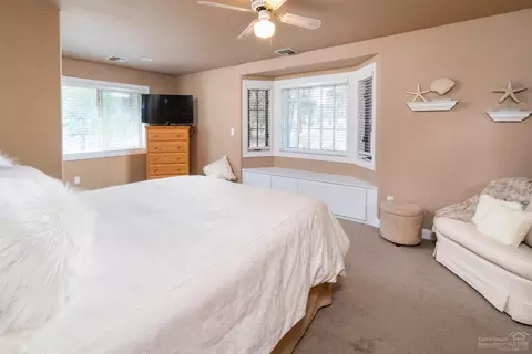 60410 Woodside Loop, Bend, OR 97702 photo 10