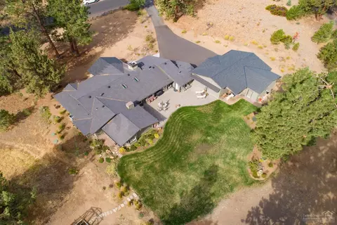 60410 Woodside Loop, Bend, OR 97702 photo 22