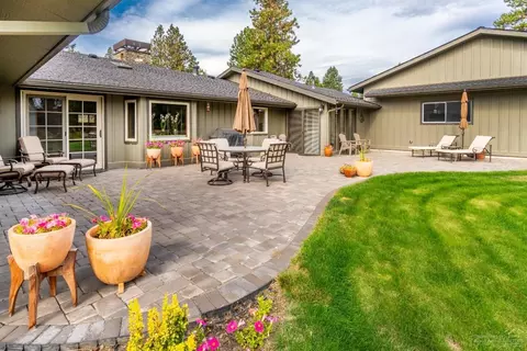 60410 Woodside Loop, Bend, OR 97702 photo 18