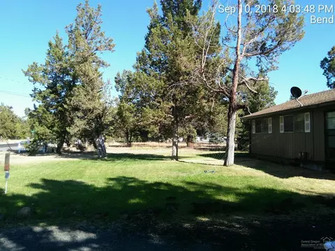 22875 Mcgrath Rd, Bend, OR 97701 photo 3