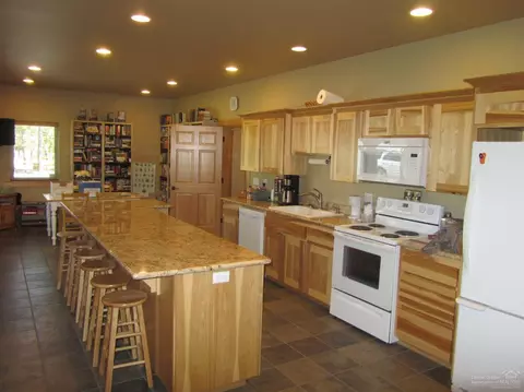 55710 Lost Rider Loop, Bend, OR 97707 photo 20