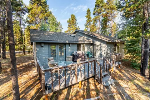 55710 Lost Rider Loop, Bend, OR 97707 photo 13