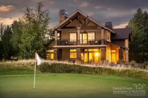 56646 Dancing Rock Loop, Bend, OR 97707 photo 2