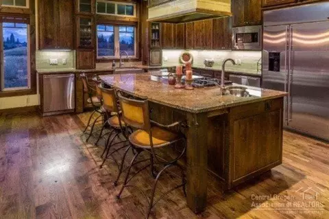 56646 Dancing Rock Loop, Bend, OR 97707 photo 11