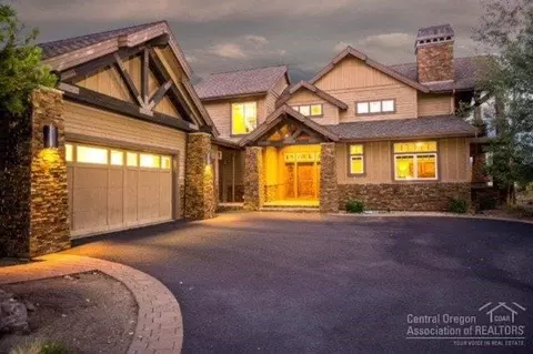 56646 Dancing Rock Loop, Bend, OR 97707 photo 1