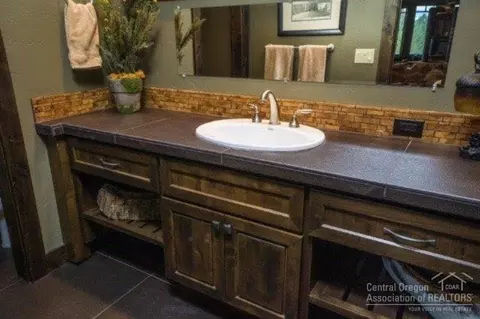 56646 Dancing Rock Loop, Bend, OR 97707 photo 8
