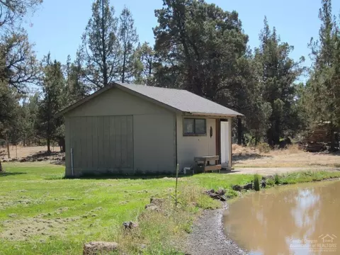 22750 Nelson Rd, Bend, OR 97701 photo 17