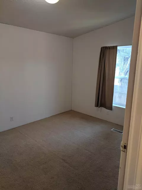 22750 Nelson Rd, Bend, OR 97701 photo 10