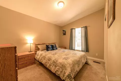 16902 Jacinto Rd, Bend, OR 97707 photo 9