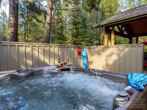 58020 Bunker Ln, Sunriver, OR 97707 photo 10