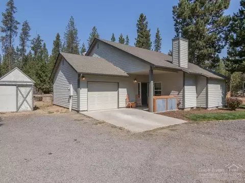 54735 Robin Ln, Bend, OR 97707 photo 1