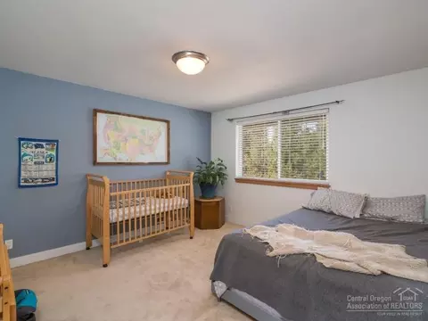 54735 Robin Ln, Bend, OR 97707 photo 14