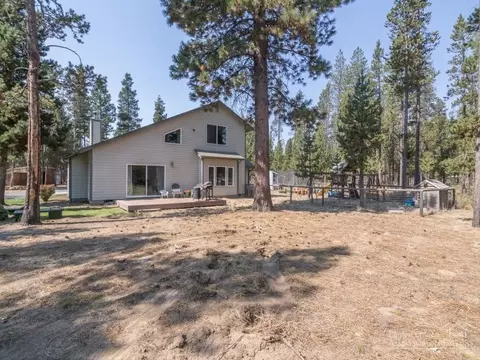 54735 Robin Ln, Bend, OR 97707 photo 16