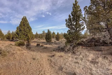 21455 Dale Rd, Bend, OR 97701 photo 3