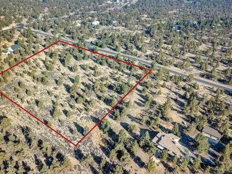 21455 Dale Rd, Bend, OR 97701 photo 2