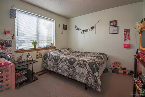 20522 Prospector Loop, Bend, OR 97702 photo 12