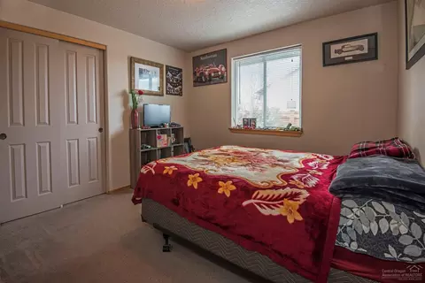 20522 Prospector Loop, Bend, OR 97702 photo 10