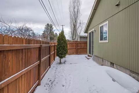 20522 Prospector Loop, Bend, OR 97702 photo 14