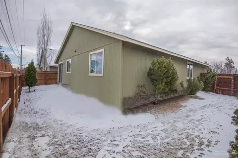 20522 Prospector Loop, Bend, OR 97702 photo 13