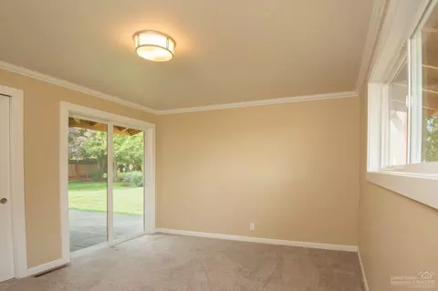 2101 NE 11th Pl, Bend, OR 97701 photo 8