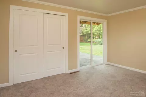 2101 NE 11th Pl, Bend, OR 97701 photo 9