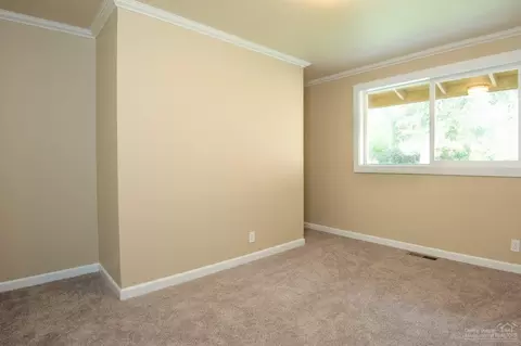 2101 NE 11th Pl, Bend, OR 97701 photo 6