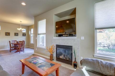 63036 Amherst Pl, Bend, OR 97701 photo 5