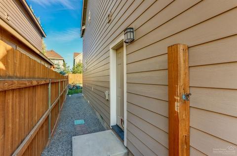 63036 Amherst Pl, Bend, OR 97701 photo 24