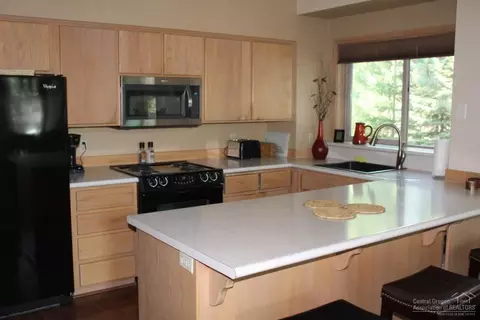 57374 Beaver Ridge Loop, Sunriver, OR 97707 photo 10