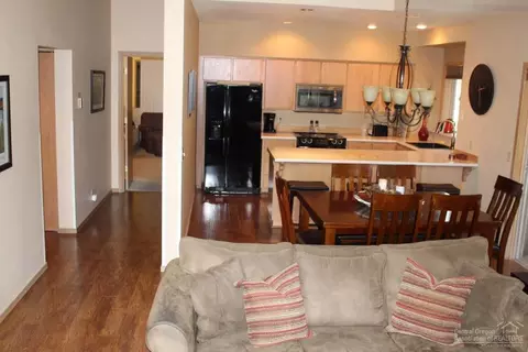 57374 Beaver Ridge Loop, Sunriver, OR 97707 photo 5