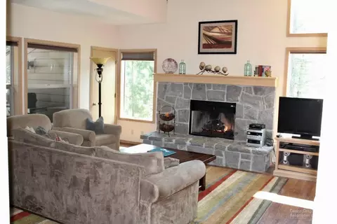 57374 Beaver Ridge Loop, Sunriver, OR 97707 photo 9